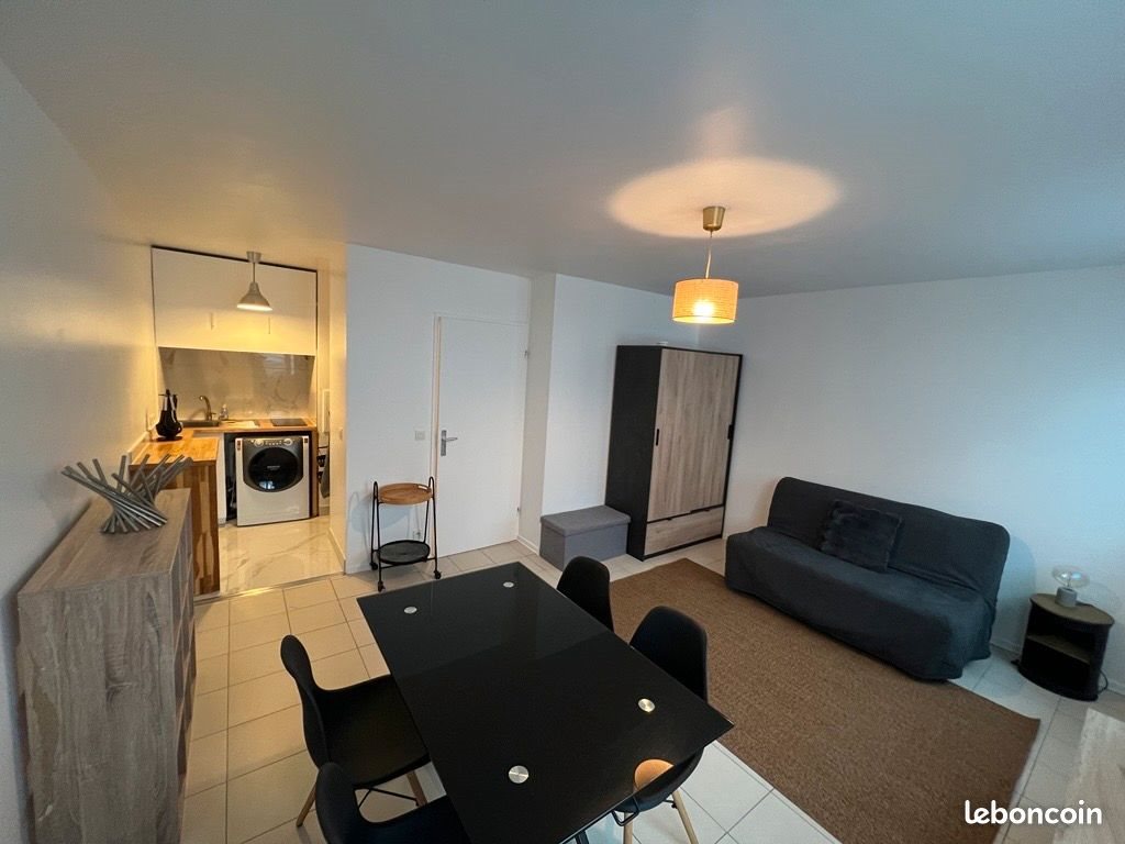 Appartement à louer, 27m², Elancourt