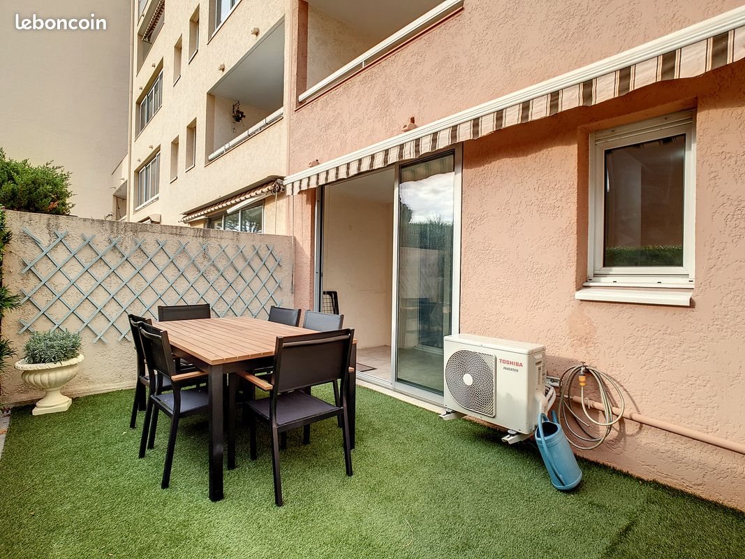 Appartement à louer, 78m², Fréjus