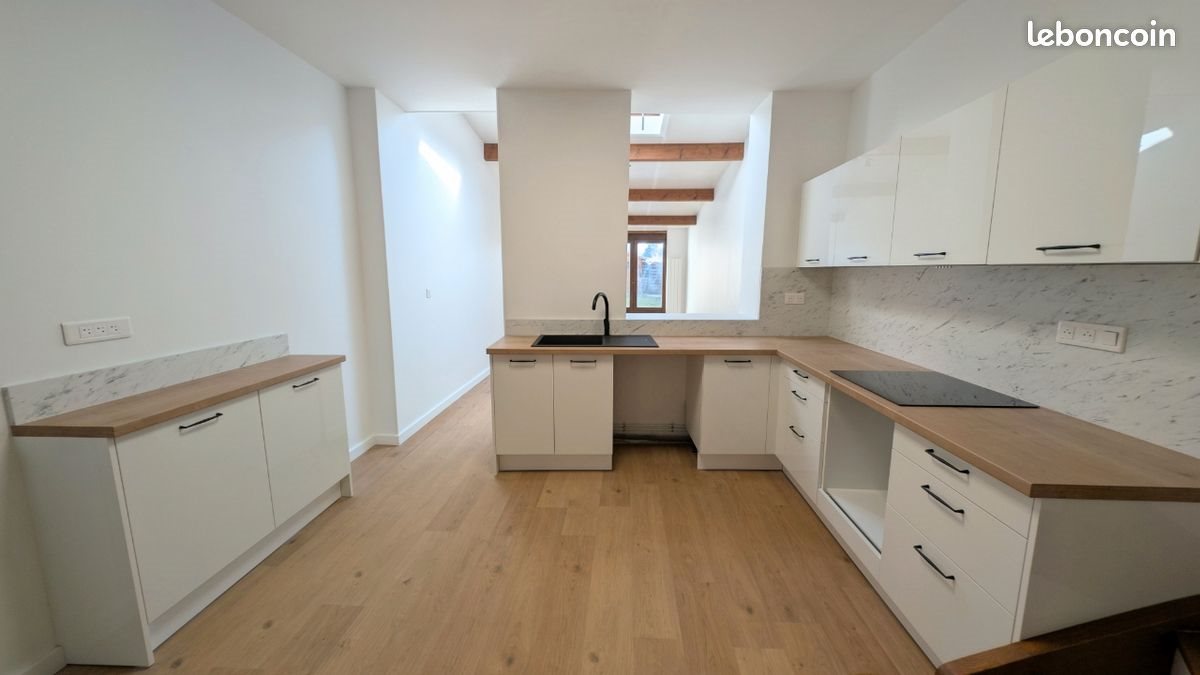 Maison à louer, 91m², Croix