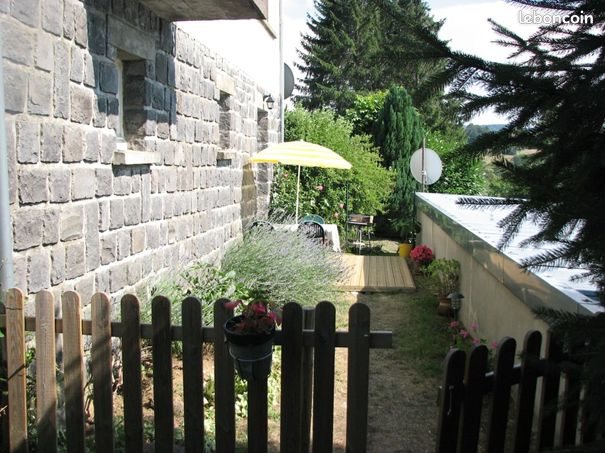 Appartement à louer, 50m², La Tour-d'Auvergne