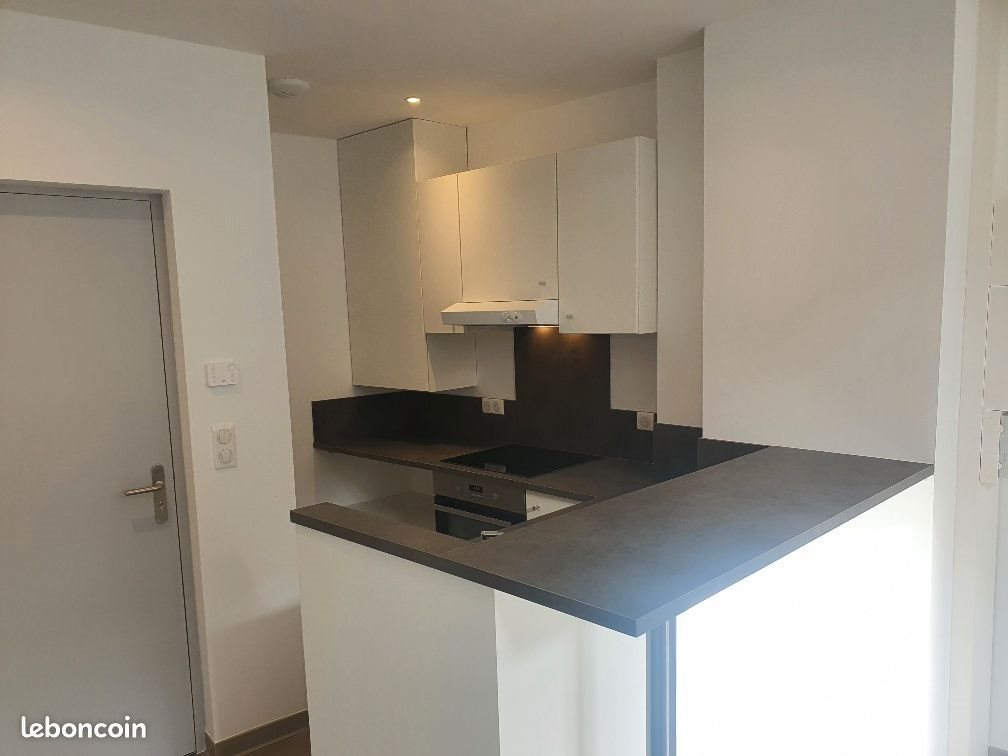 Appartement à louer, 24m², Nîmes