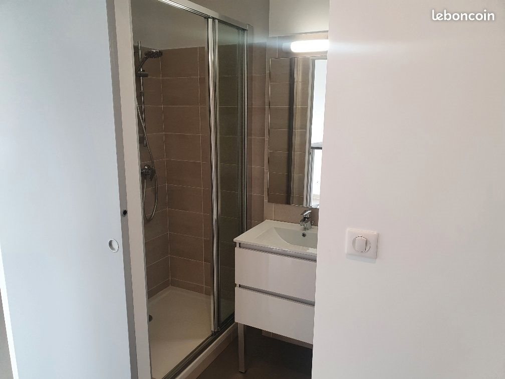 Appartement à louer, 24m², Nîmes