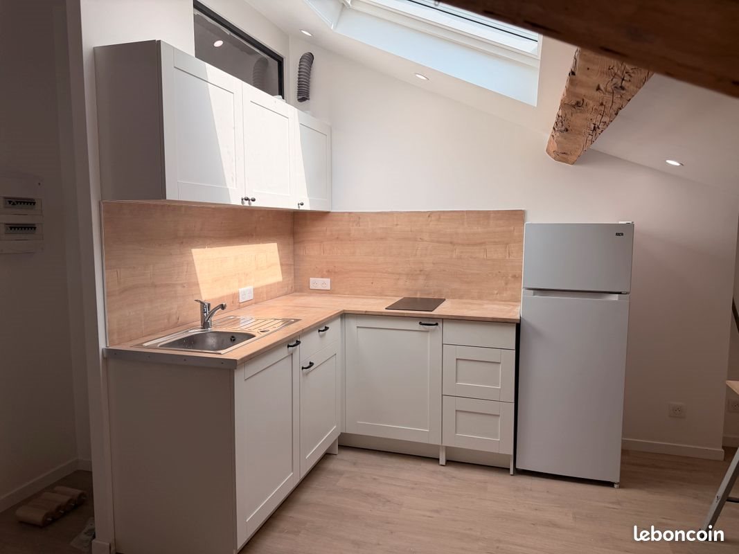 Appartement à louer, 30m², Vallauris