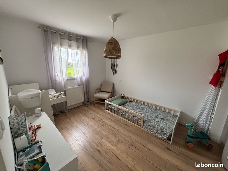 Maison à louer, 120m², Saint-Aubin-d'Aubigné