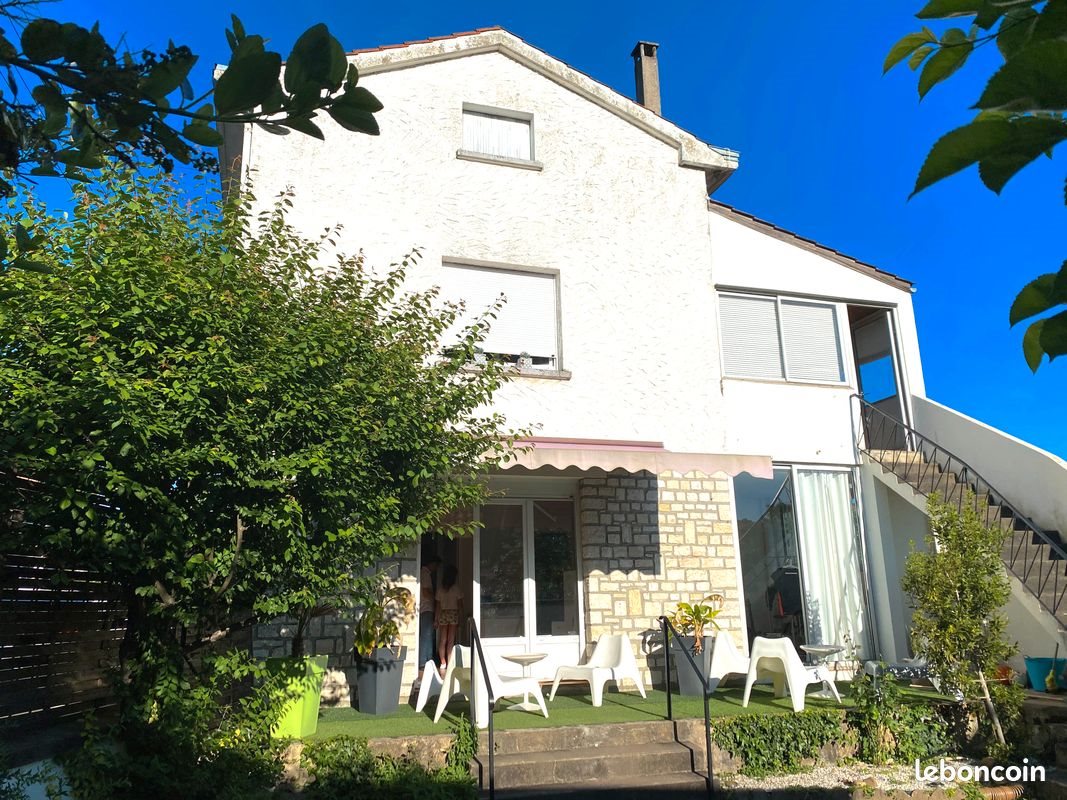 Maison à louer, 175m², Cahors