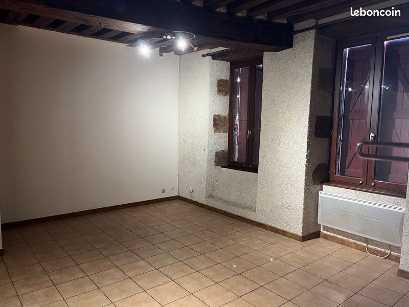 Appartement à louer, 38m², Moulins