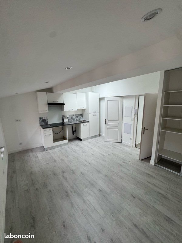Appartement à louer, 26m², La Valette-du-Var