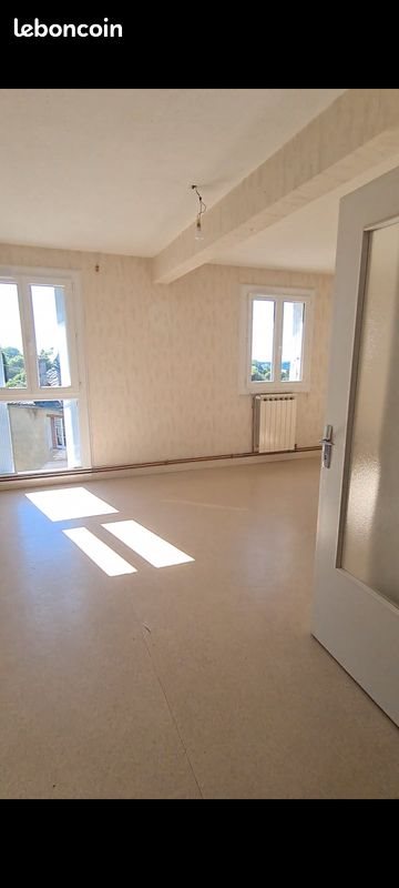 Appartement à louer, 80m², Marcenat
