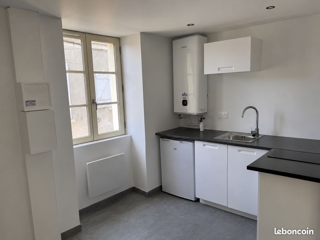 Appartement à louer, 24m², Saumur