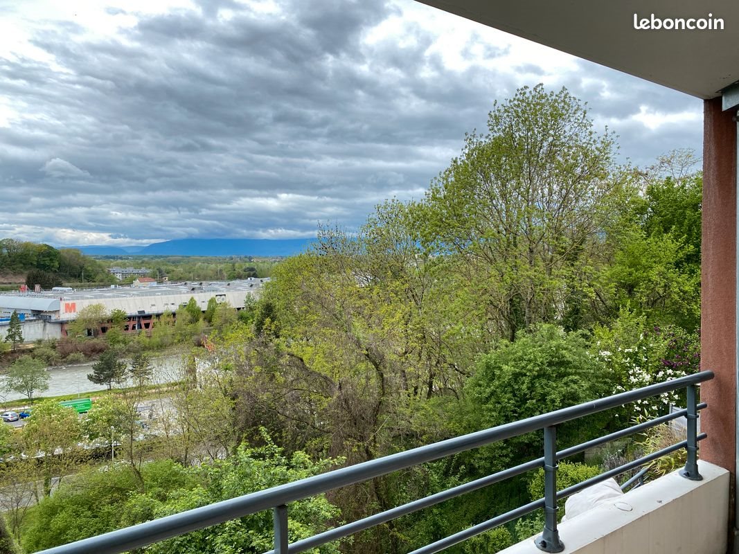 Appartement à louer, 65m², Annemasse