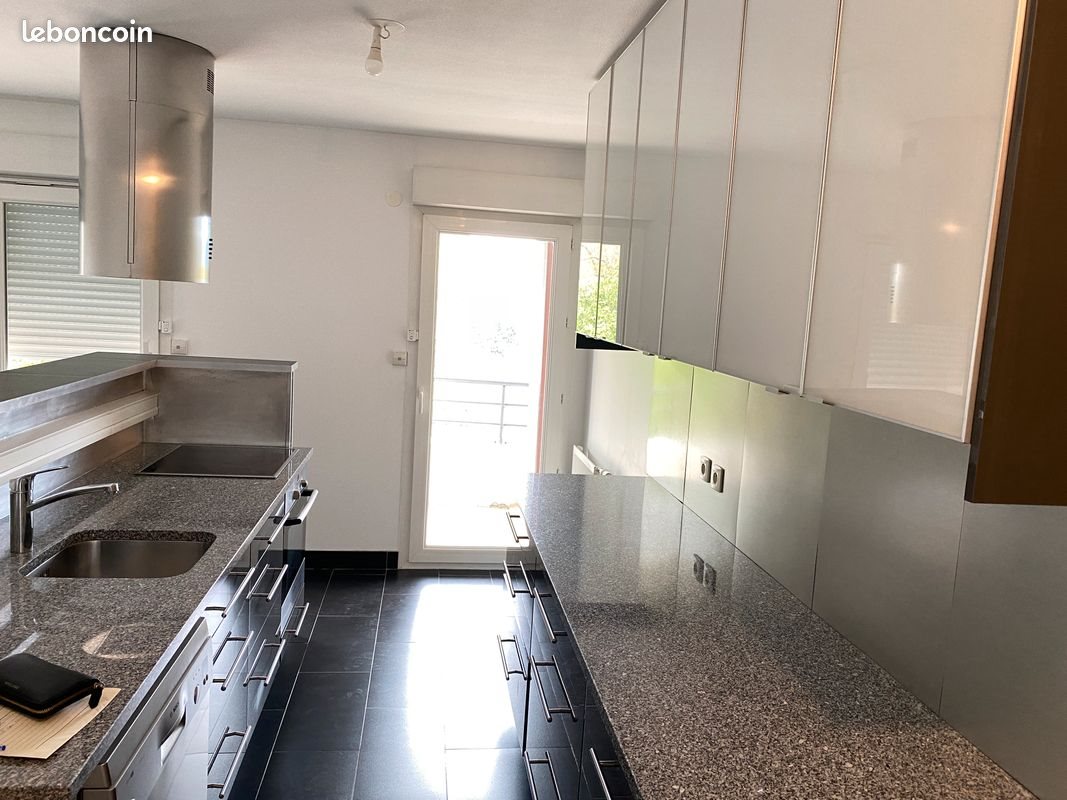 Appartement à louer, 65m², Annemasse