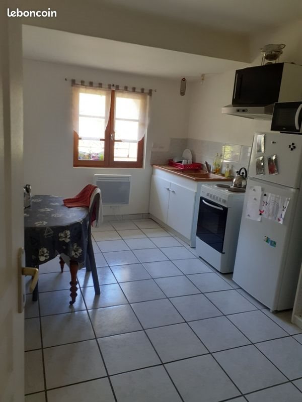 Appartement à louer, 90m², Saint-Félicien