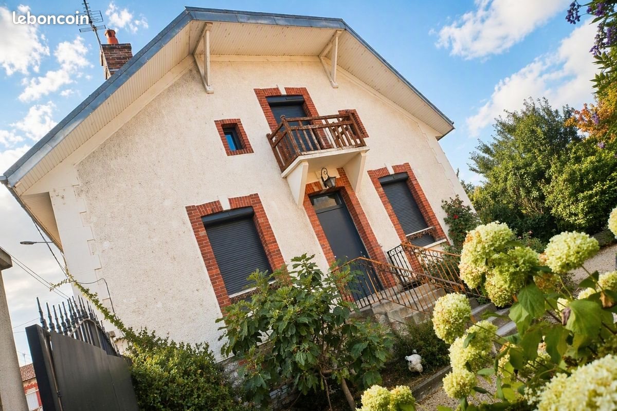 Maison à louer, 100m², Montereau-Fault-Yonne