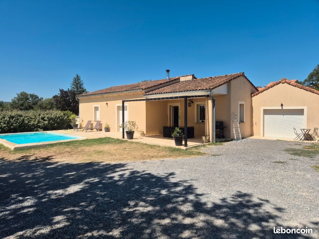 Maison à louer, 130m², Vogüé