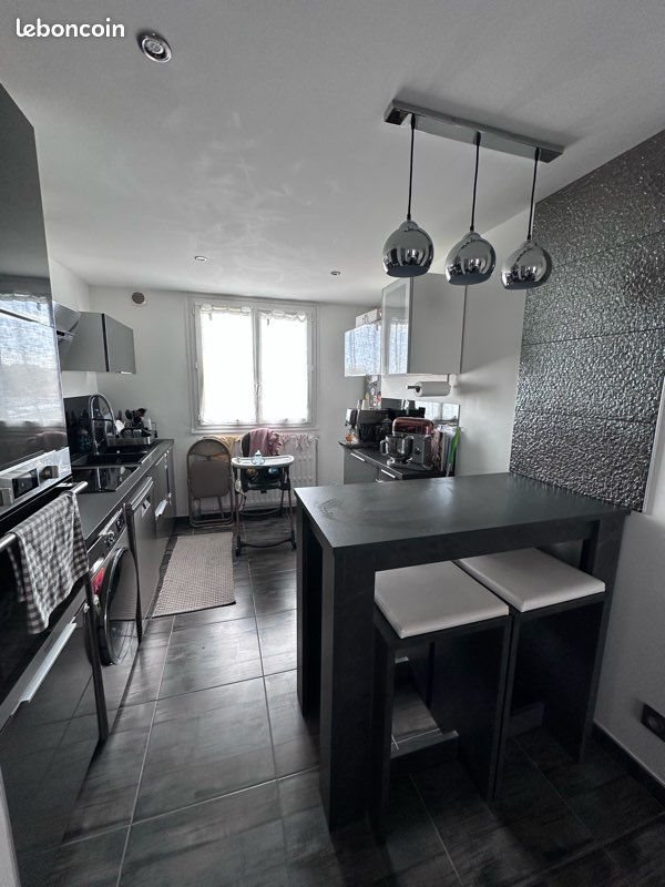 Appartement à vendre, 66m², Saint-Priest
