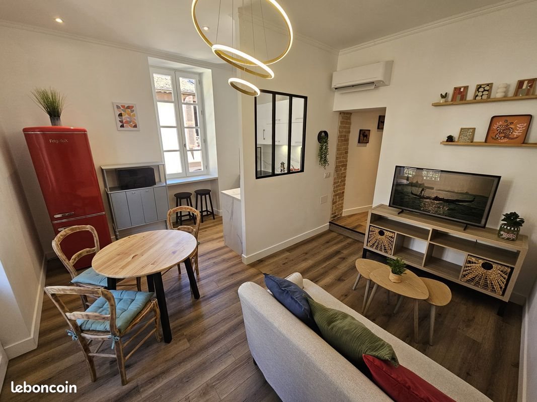 Appartement à louer, 37m², Nîmes