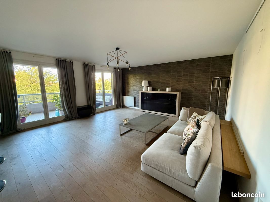 Appartement à louer, 110m², Ferney-Voltaire