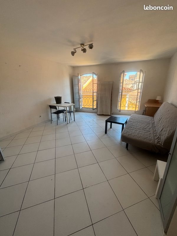 Appartement à louer, 32m², Nîmes