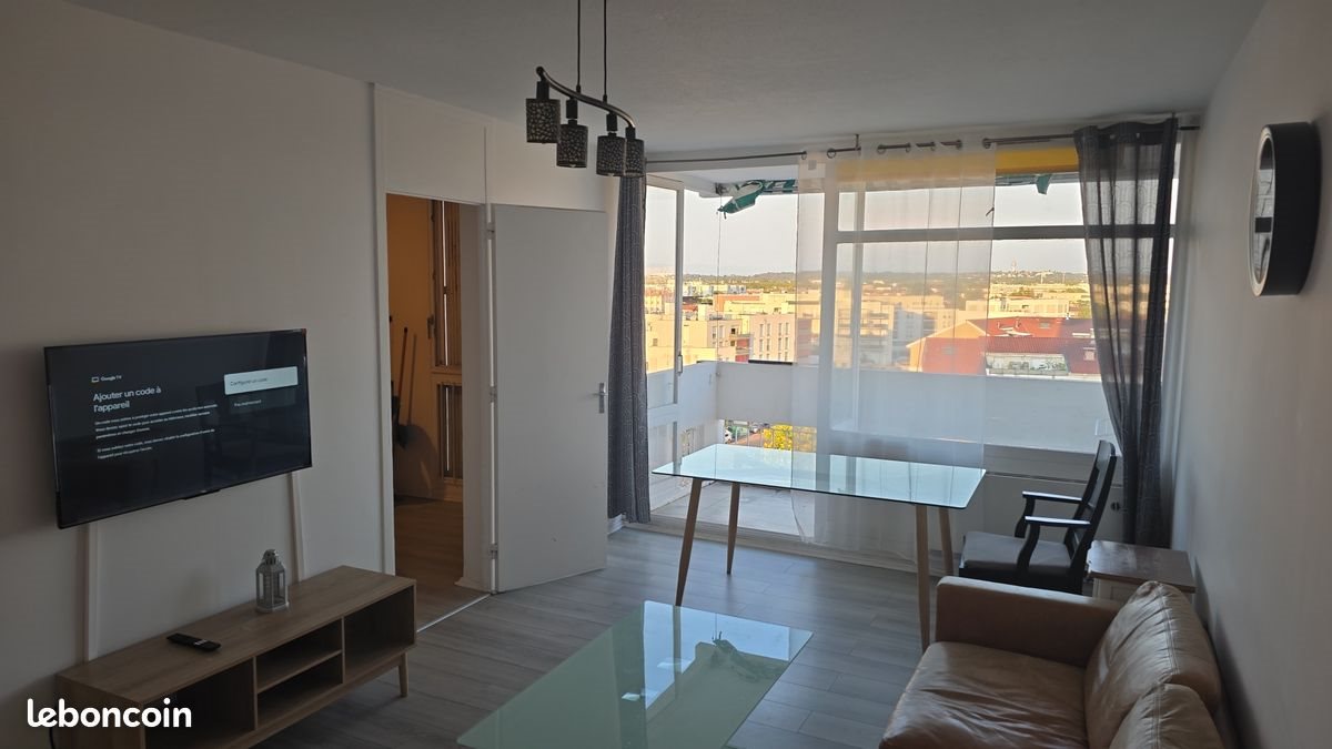 Appartement à louer, 54m², Bron