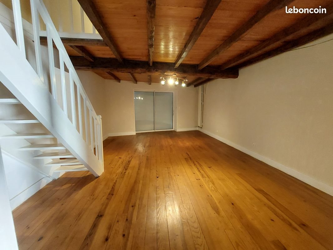 Maison à louer, 80m², Chalais