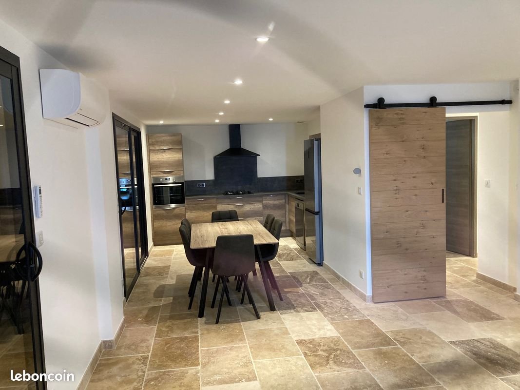 Appartement à louer, 55m², Gémenos