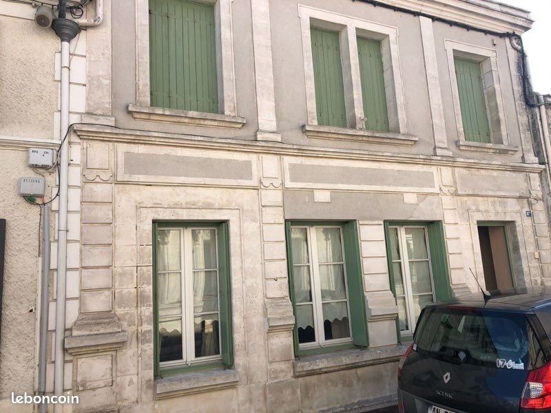 Maison à louer, 190m², Marennes