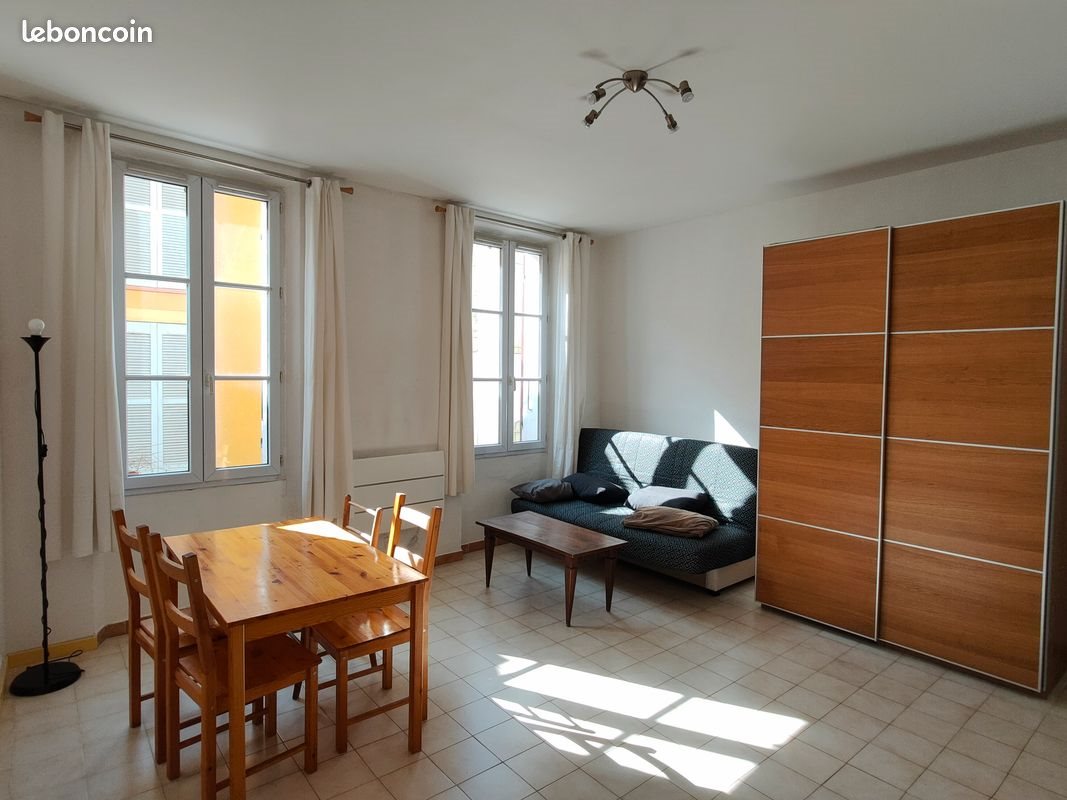 Appartement à louer, 35m², Aubagne
