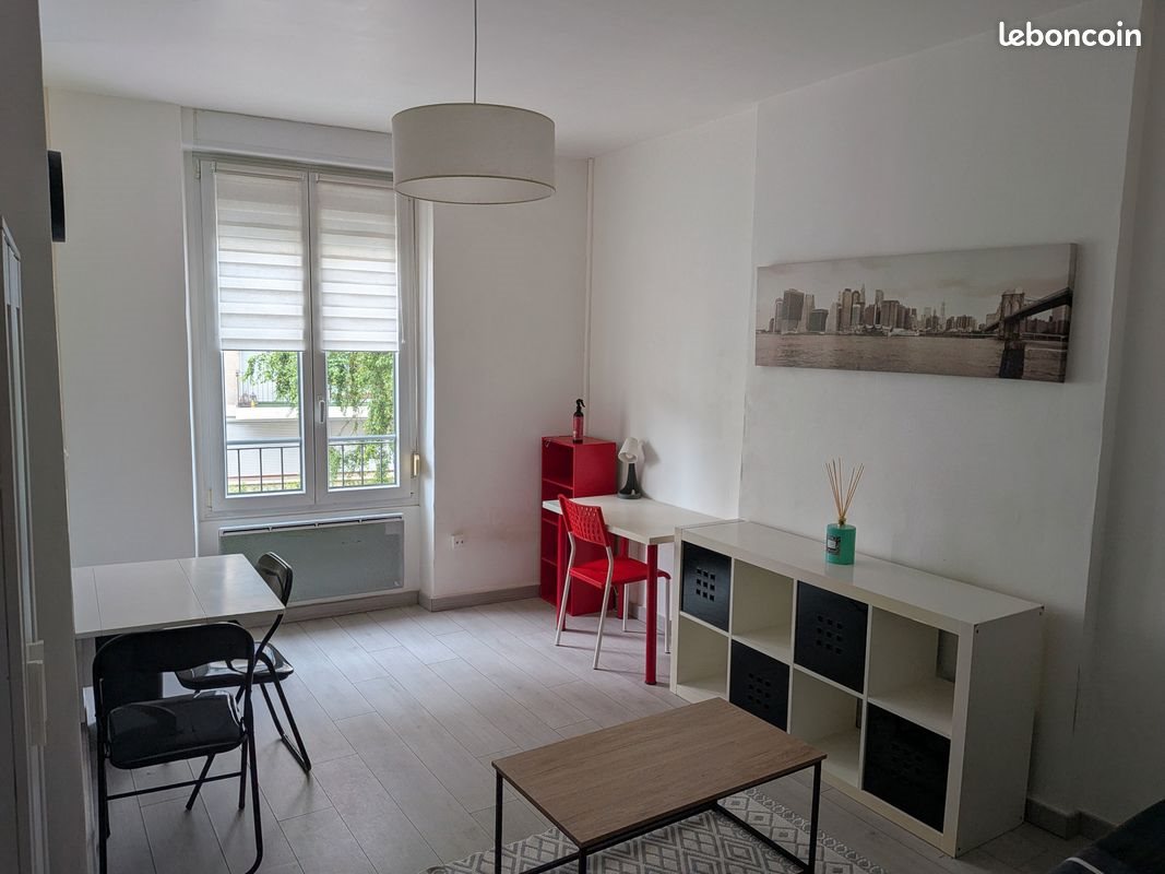 Appartement à louer, 19m², Reims