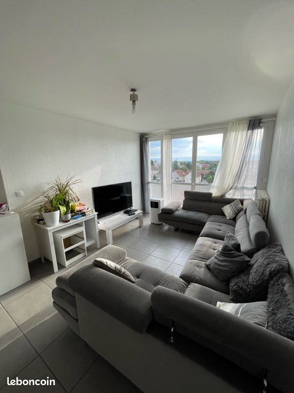 Appartement à louer, 69m², Feurs