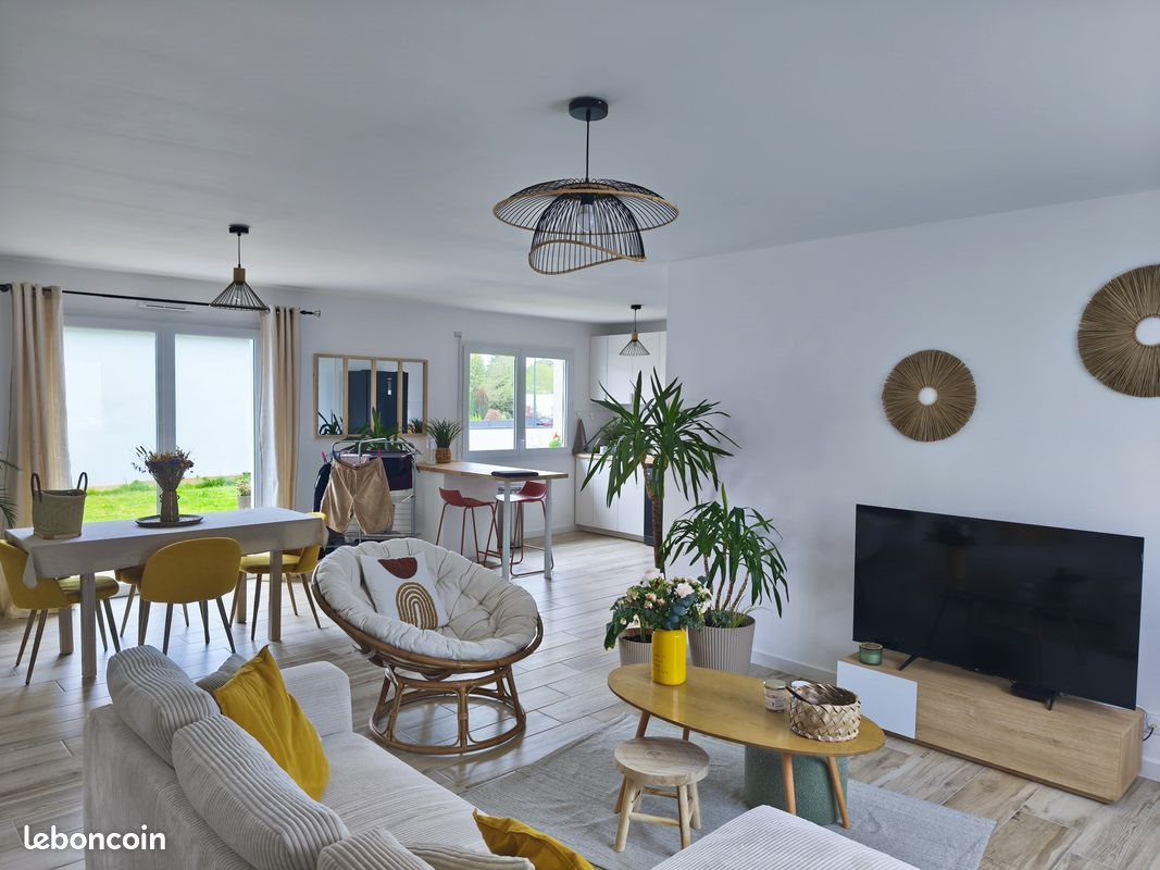 Maison à louer, 78m², Elven
