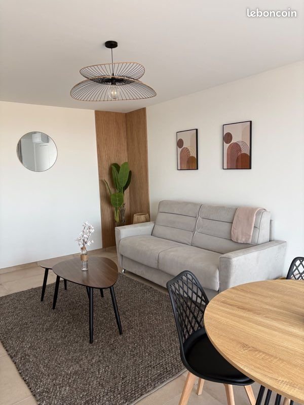 Appartement à louer, 60m², Grasse