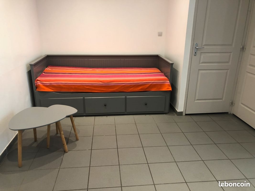 Appartement à louer, 20m², Saint-Etienne