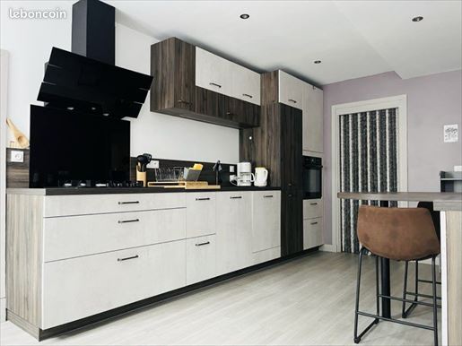Advert pic 0