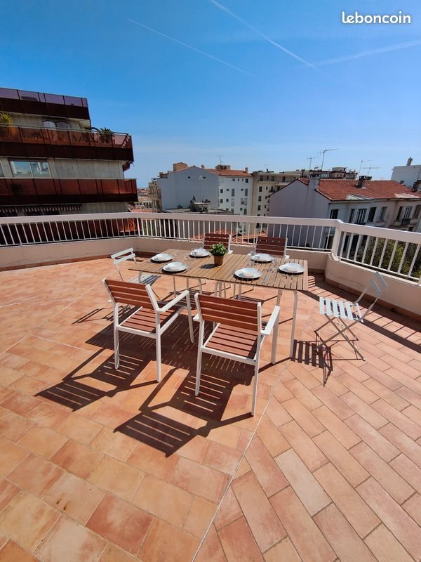 Appartement à louer, 54m², Antibes
