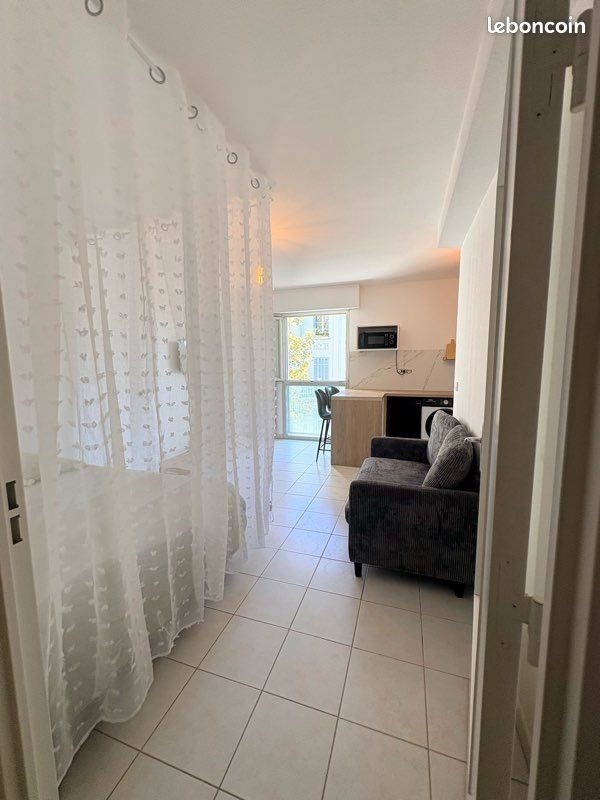 Appartement à louer, 28m², Antibes