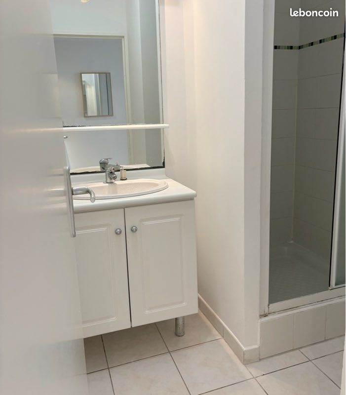 Appartement à louer, 28m², Antibes