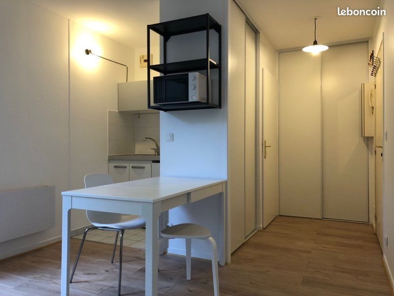 Appartement à louer, 18m², Cergy