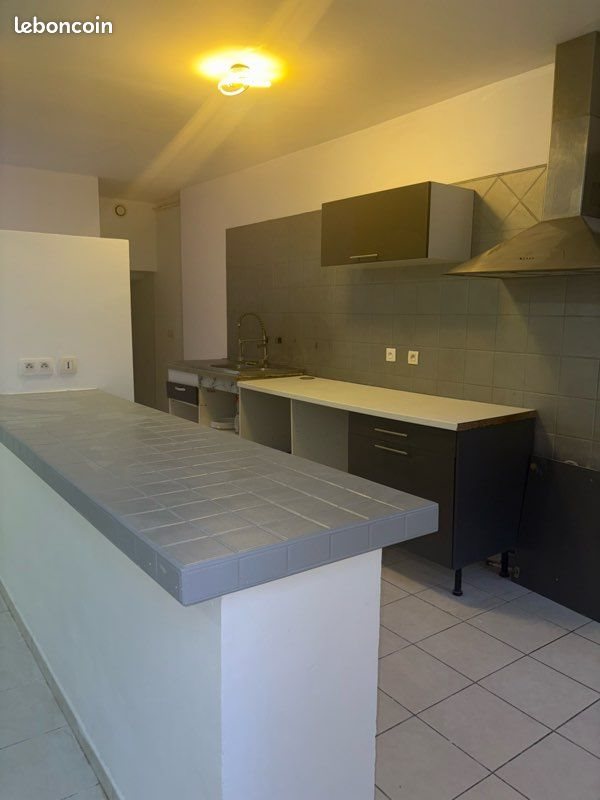 Appartement à louer, 75m², Montélimar
