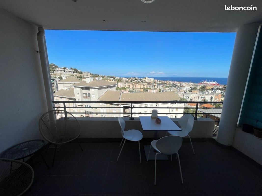 Appartement à louer, 72m², Bastia
