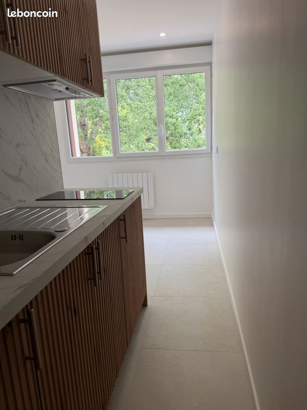 Appartement à louer, 16m², Pessac