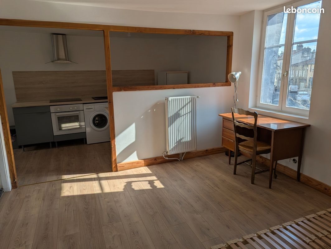 Appartement à louer, 35m², Aurillac
