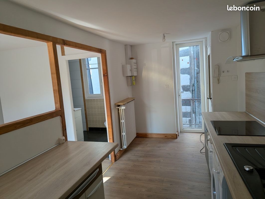 Appartement à louer, 35m², Aurillac