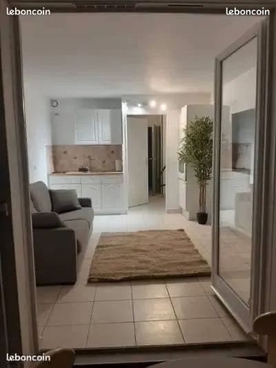 Appartement à louer, 28m², Fréjus