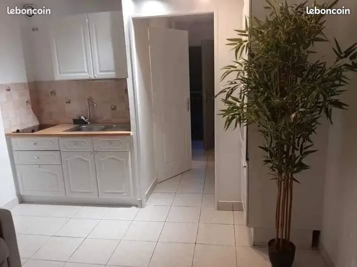 Appartement à louer, 28m², Fréjus