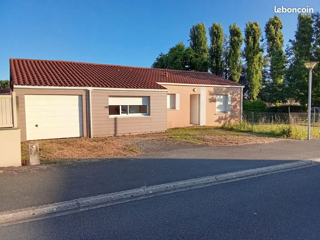 Maison à vendre, 80m², Yzernay