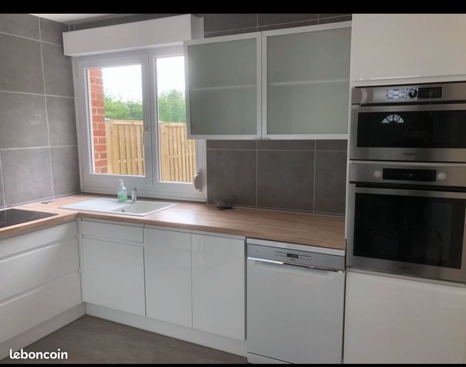 Maison à louer, 70m², Pont-sur-Sambre