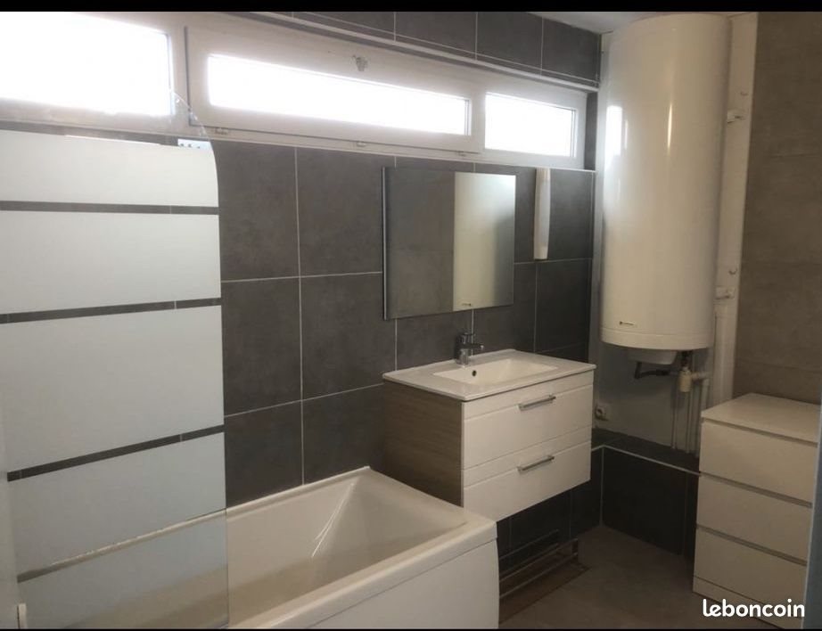 Maison à louer, 70m², Pont-sur-Sambre