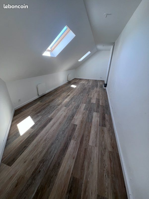Appartement à louer, 80m², Châteauneuf-du-Faou