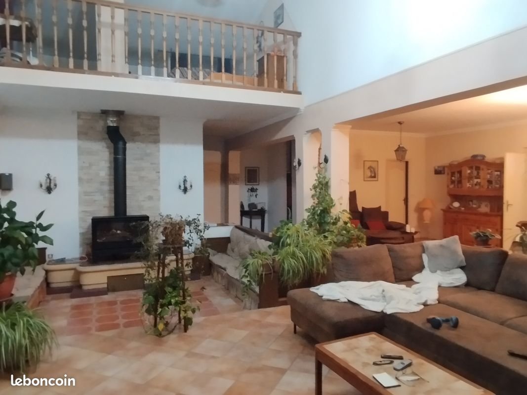 Maison à vendre, 215m², Roquesteron