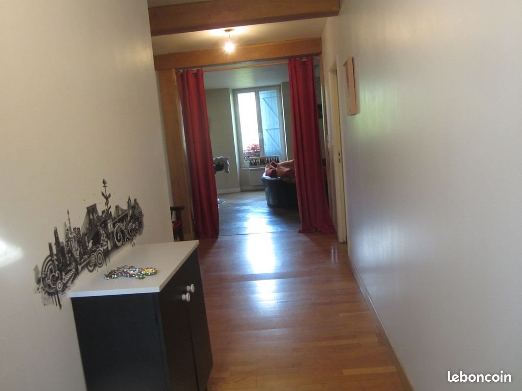 Appartement à louer, 90m², Decazeville